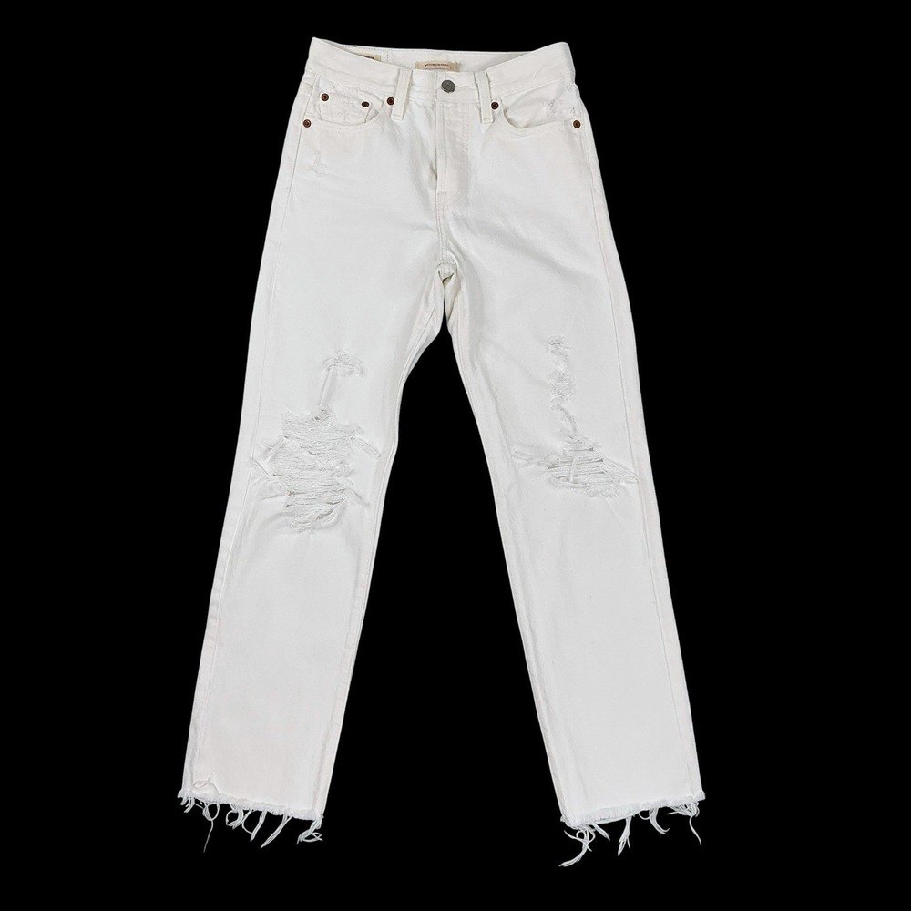 Levis Jeans Women 25 (ACTUAL 25x26) Ivory Wedgie Straight Ankle Frayed Cuff
